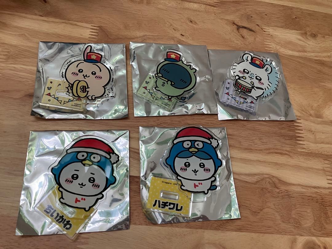 ちいかわ ドンキコラボ アクスタ - メルカリ