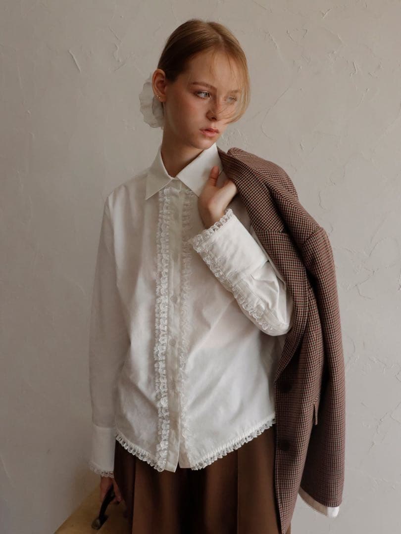 mieya mieya】LACE TRIM SHIRTBLOUSE
