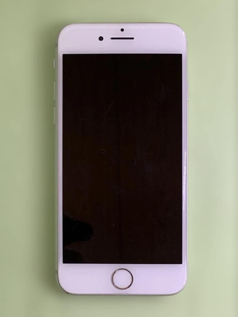 iPhone8 64GBホワイト Amazon.com: Apple iPhone 8 64GB Unlocked- Silver : Cell Phones