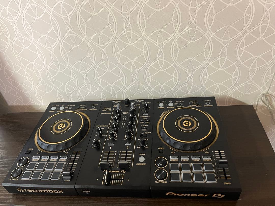 値下げ中！【限定ゴールドカラー】Pioneer DJ DDJ-400 Pioneer DJ DDJ-400-N Limited Edition Gold 2-Channel DJ Controller