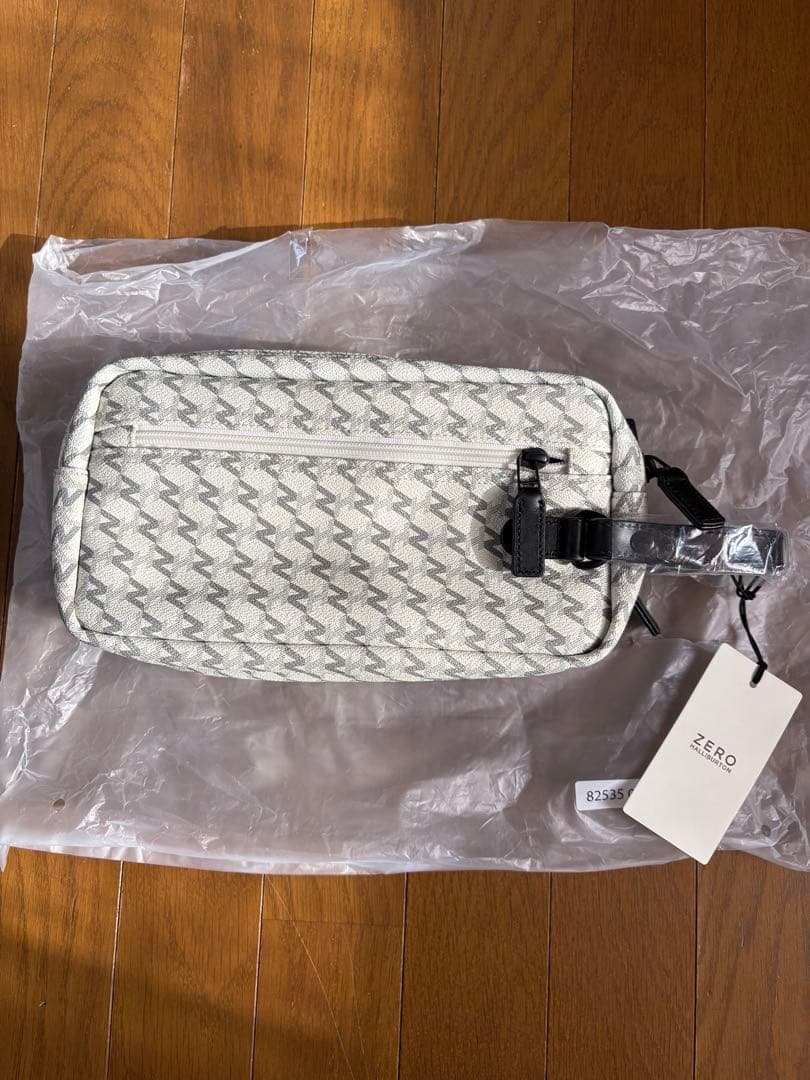 新品未使用ゼロハリバートン モノグラムカートポーチ - メルカリ