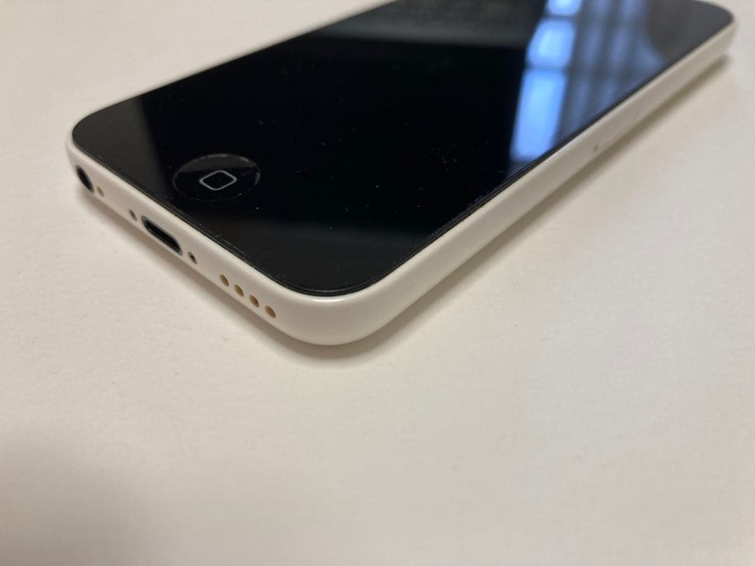 iPhone 5C 32GB au SIMロックあり 初期化済み - メルカリ