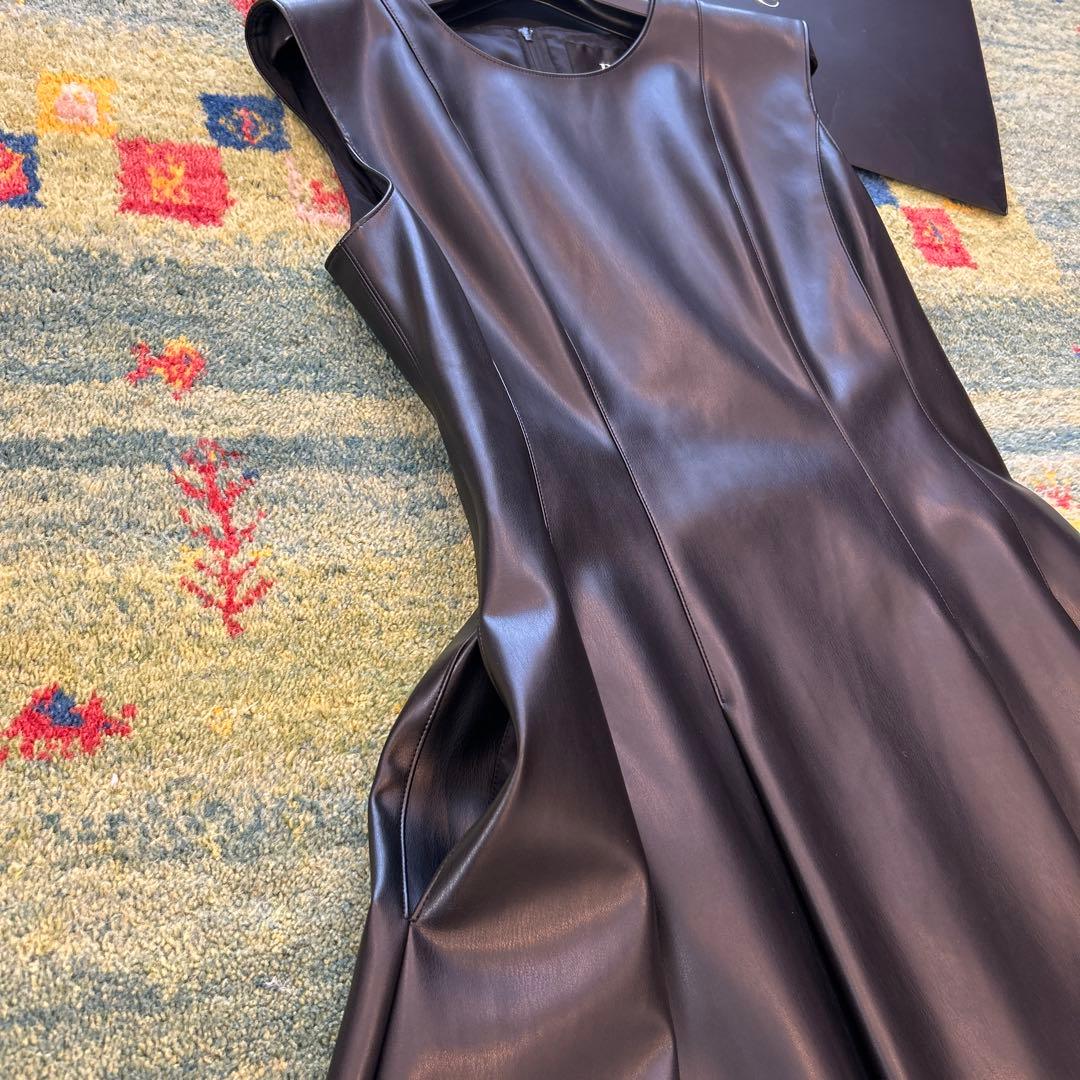 新品未使用 ☆ ルネ rene レザー ワンピース 36 - メルカリ