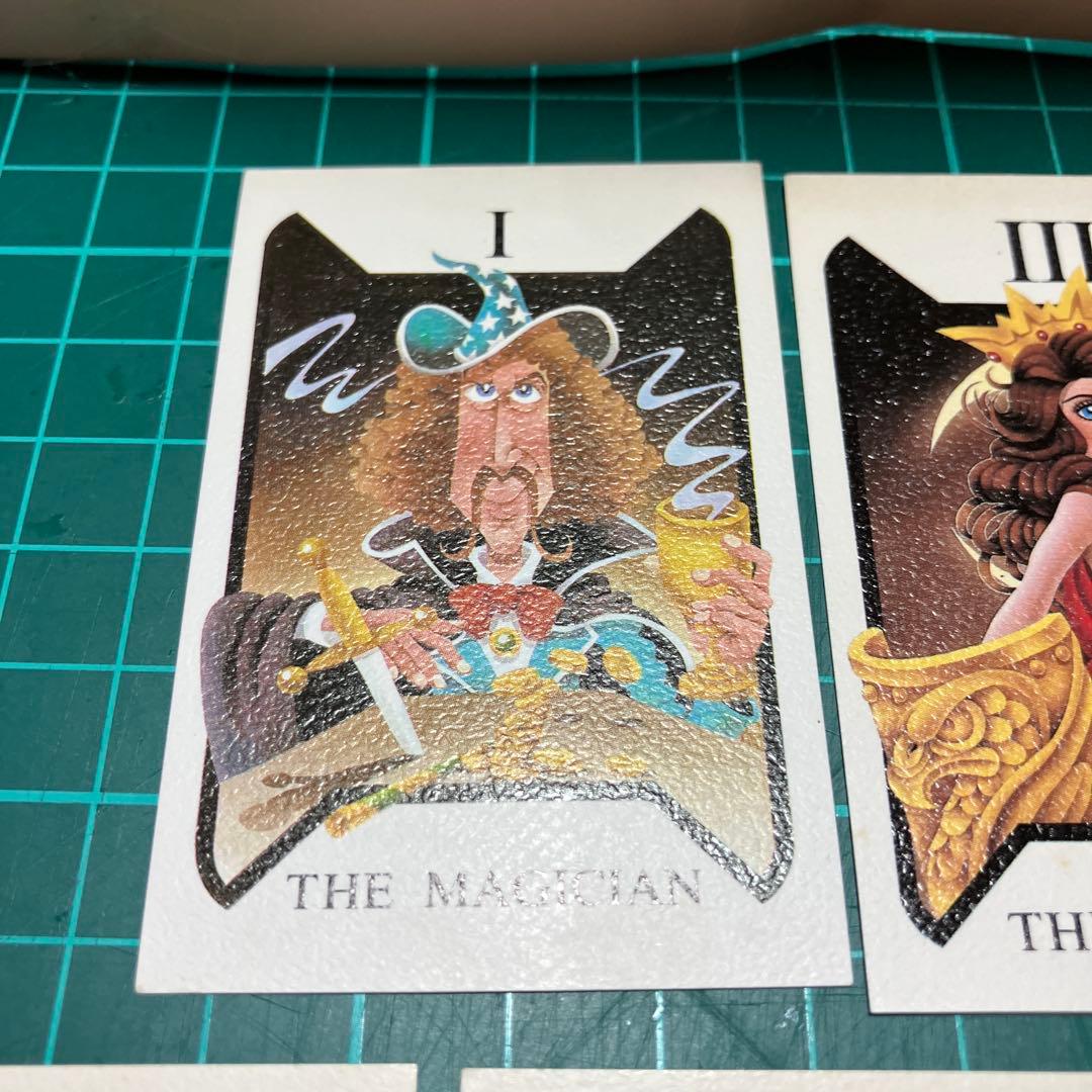 森永ハイクラウンチョコレート（ボックスタイプ）付属のタロットカード