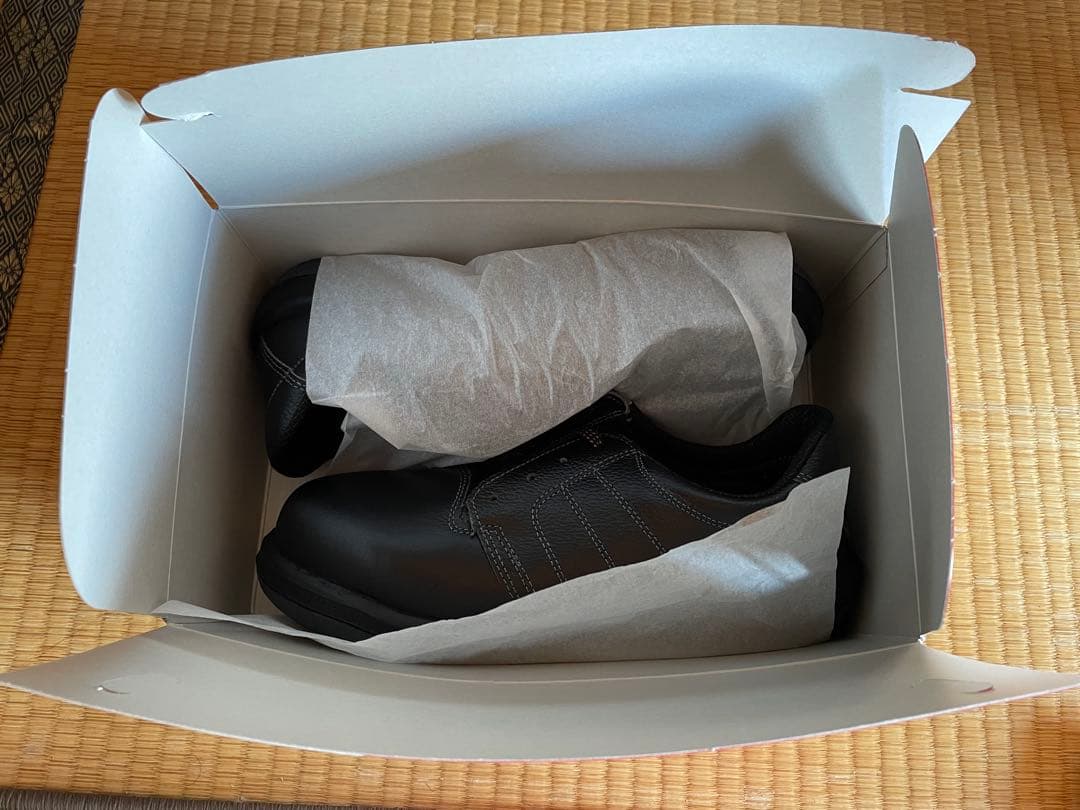 【新品未使用】 ミドリ安全 ラバー2層底安全靴 RT712N 26.0cm