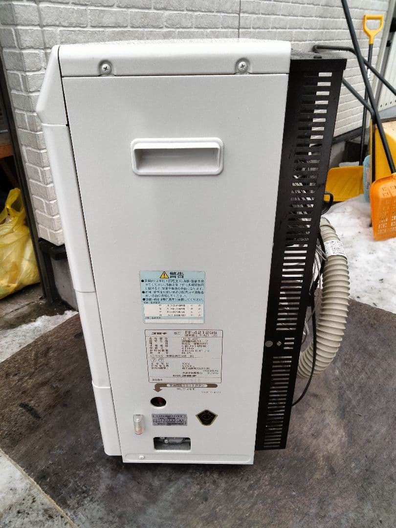 札幌発コロナFF温風石油ストーブ！品番「FF‐4212GS」2012年式中古品⑫