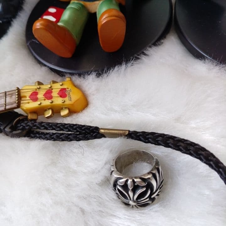 Qposket hide 1体 他フィギュア5体+イエローハート+おまけ指輪 - メルカリ