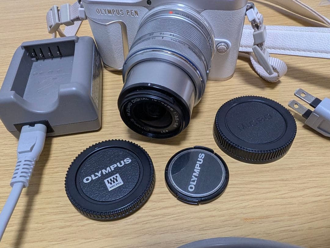 OLYMPUS PEN E-PL9 レンズセット SDカード入り - メルカリ