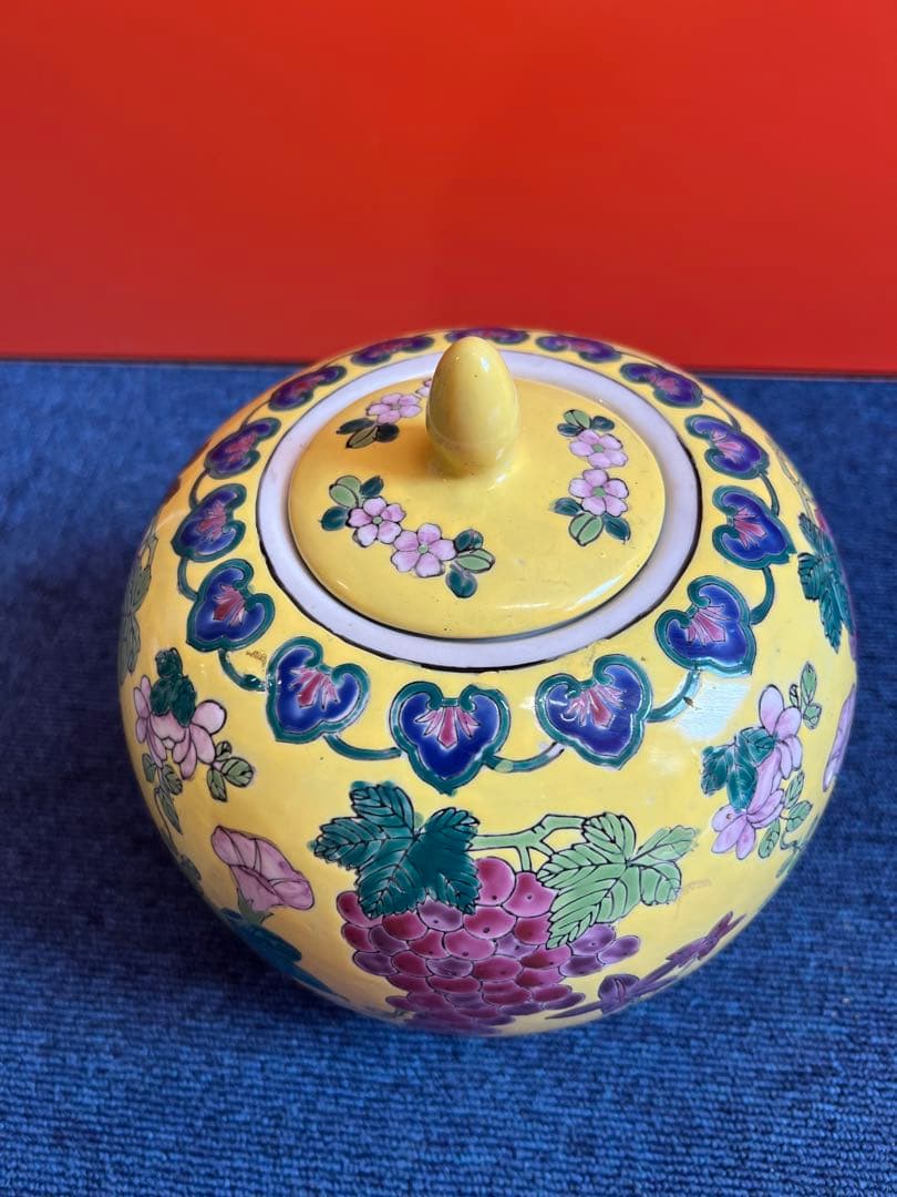 1060 中国古美術 骨董 花卉葡萄紋壺 時代物