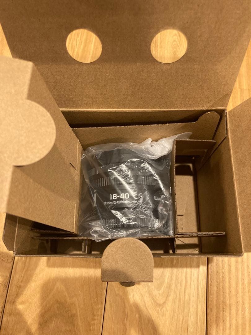 新品　LUMIX S 18-40mm F4.5-6.3