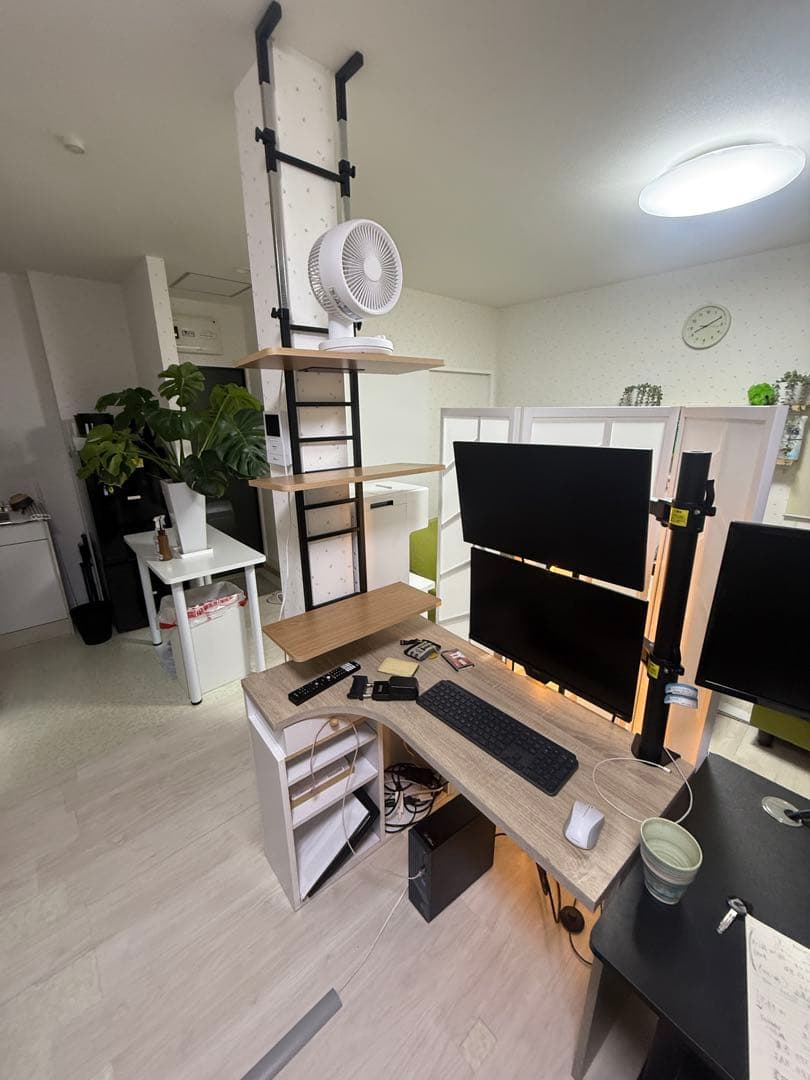 コガハラ　テレビモニター D15ZD – 15.6″ 1080p Desktop PCAP Touchscreen Monitor - GVision USA