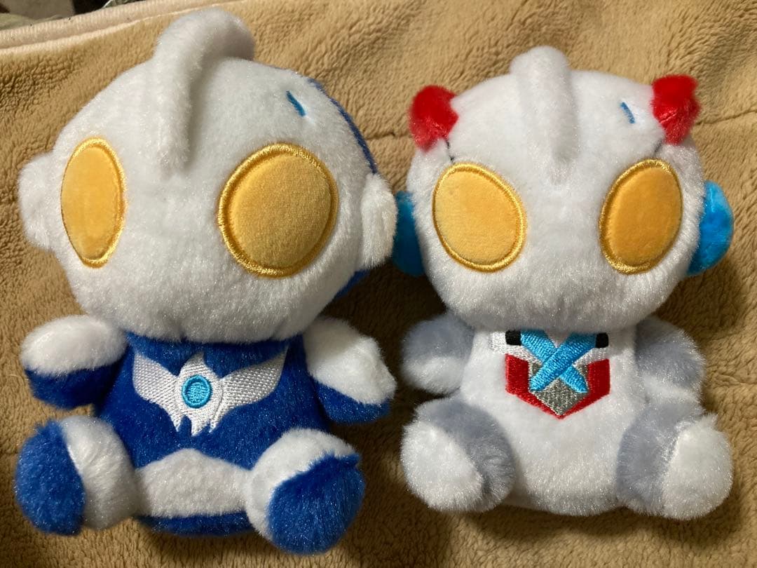ウルトラマン ふわふわおすわりぬいぐるみ コスモス エックス - メルカリ
