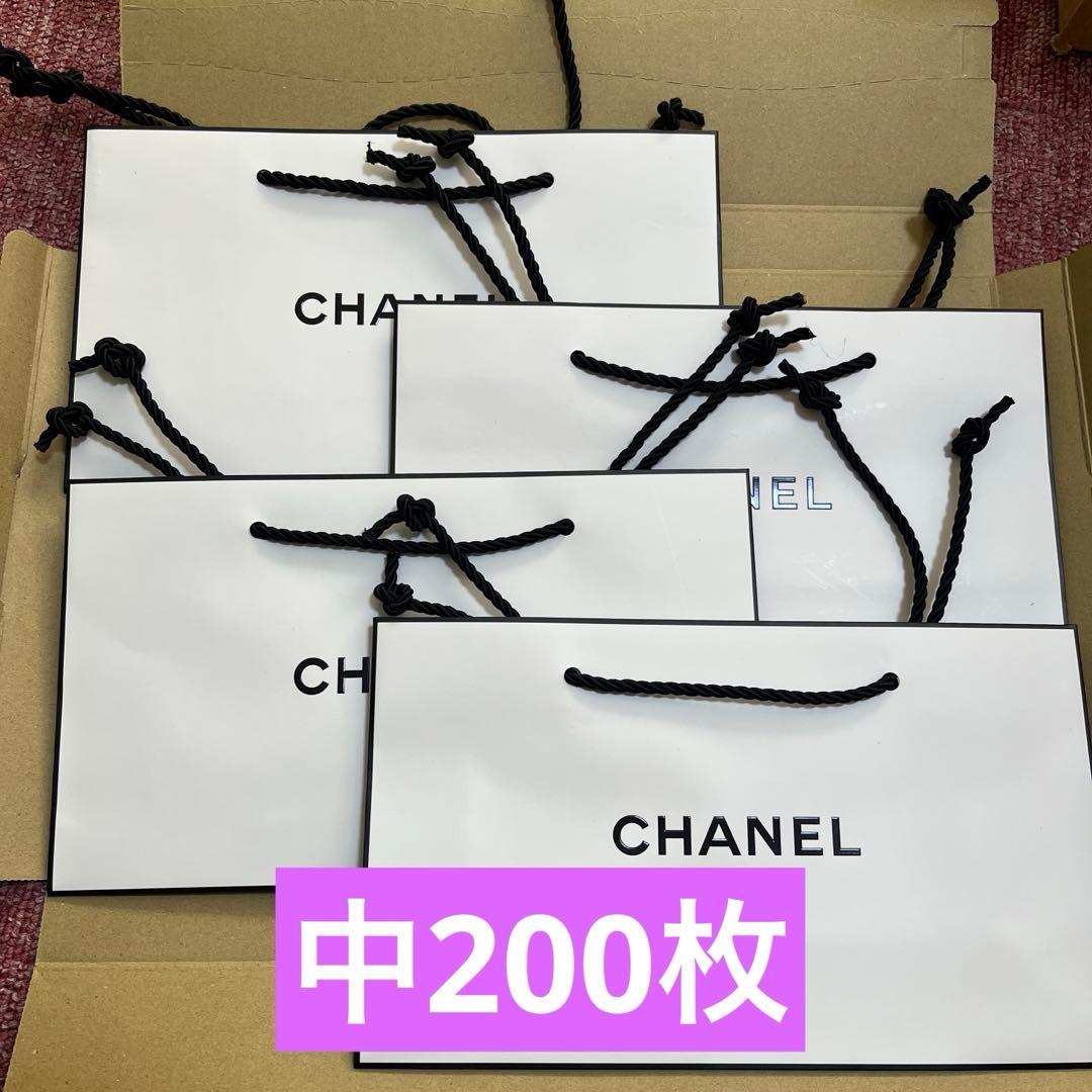 CHANEL シャネル ショッパー 紙袋 中サイズ　200枚 Amazon.co.jp: シャネル 【CHANEL】 ショッパー 紙袋 中サイズ【定形外