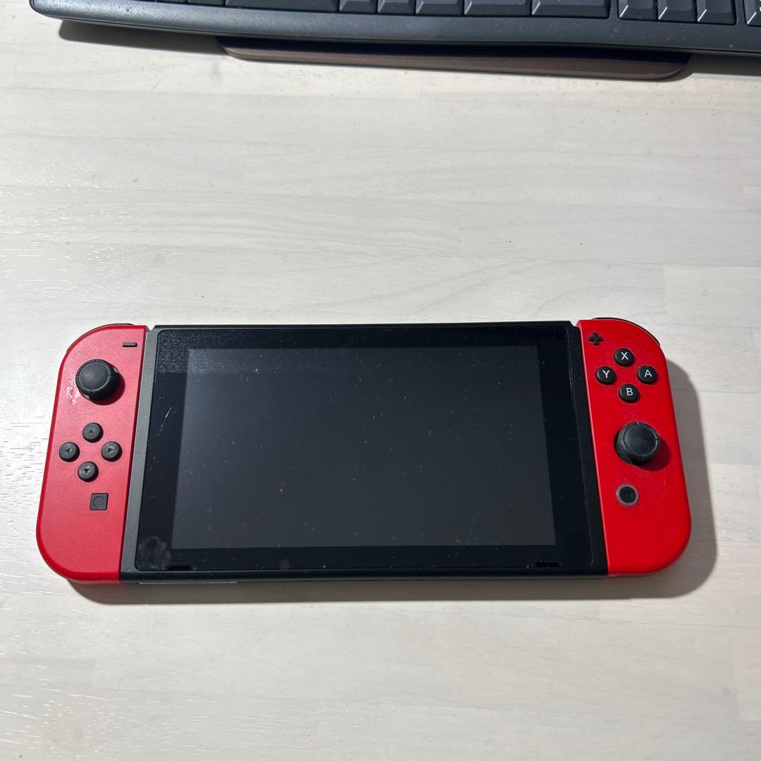 Nintendo Switch 本体 赤色 ドック付き Nintendo Switch 本体 (ニンテンドースイッチ) Joy-Con(L) ネオン