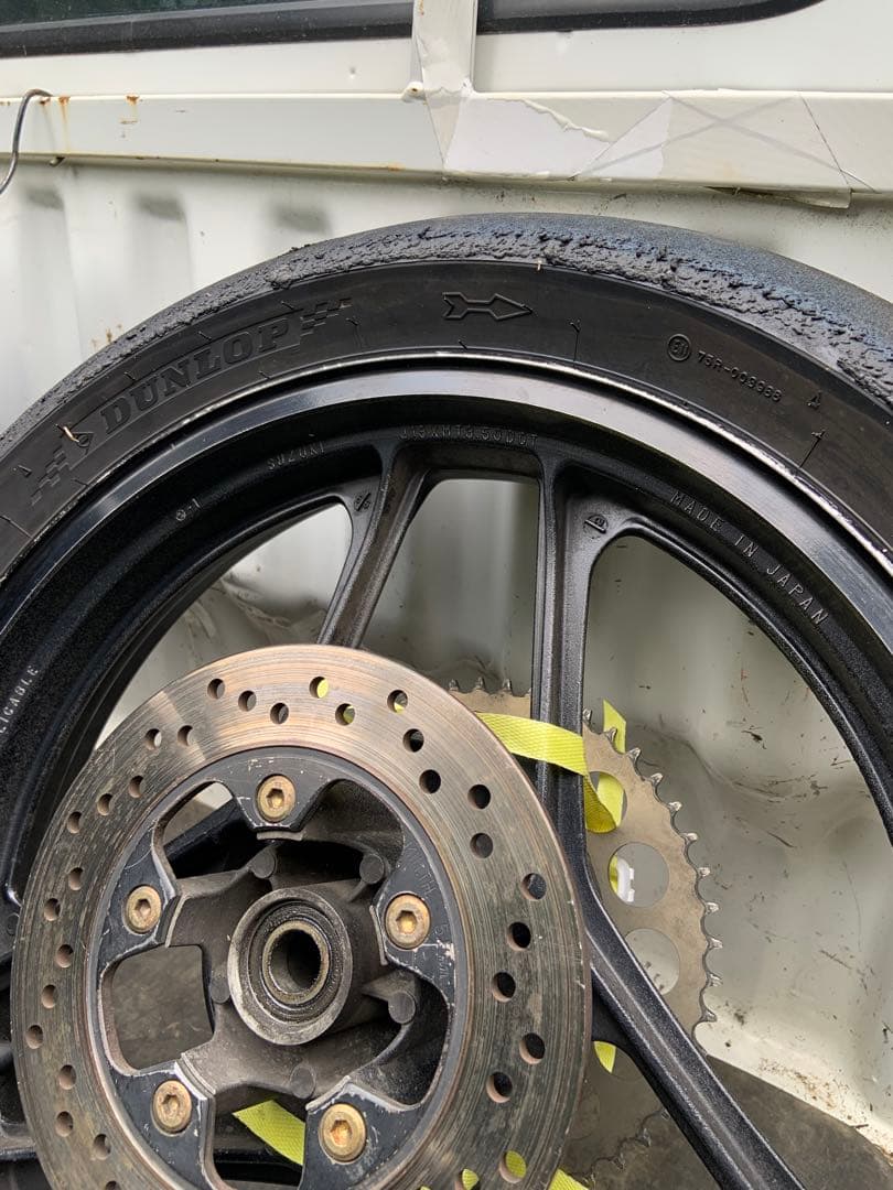 gsx-r1100 gu74a 1987年式 リアホイール GSXR1100 - メルカリ