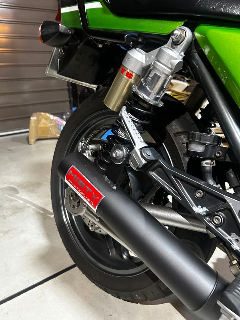 MISTY管 ZRX400 用 美品 - メルカリ