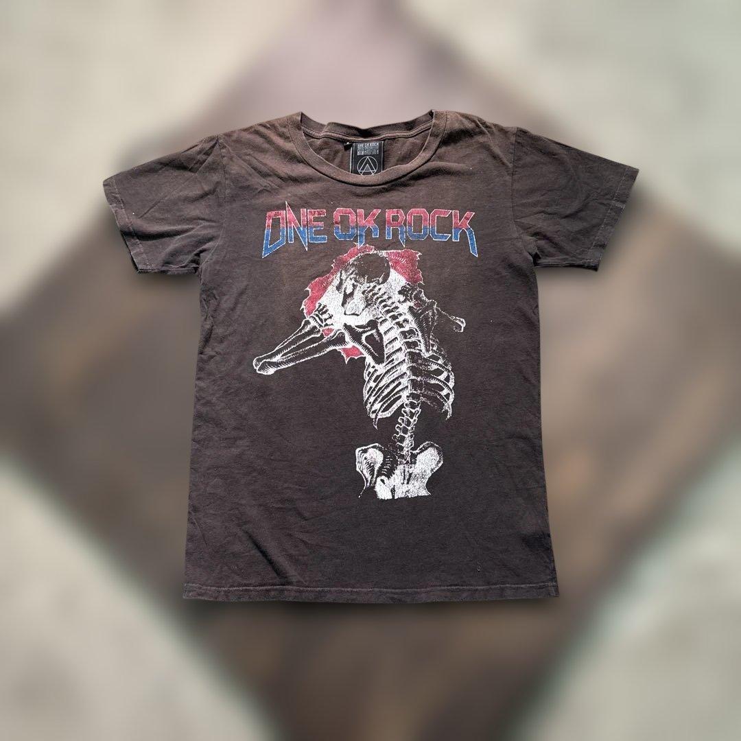 8SM1 ONE OK ROCK 16’s 渚園LIVE 限定Tシャツ　古着 ONE OK ROCK 2016 渚園 ライブTシャツ Mサイズ - メルカリ