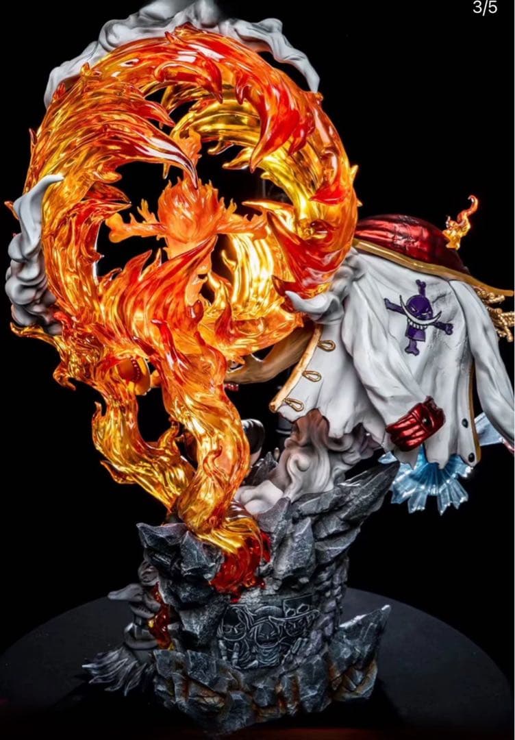 新品】期間限定値下げ‼️ワンピース エース 白ひげ フィギュア