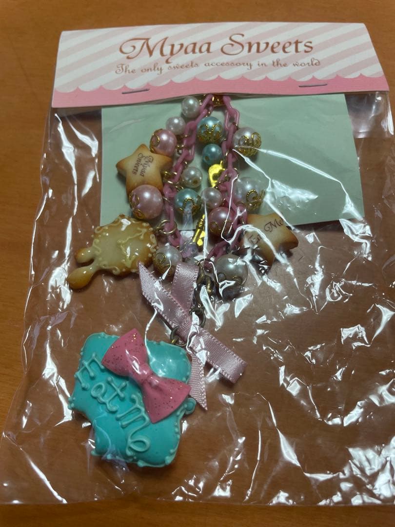 Myaa Sweets 様　不思議の国のアリスクッキーバッグチャーム Myaa Sweets 様 不思議の国のアリスクッキーバッグチャーム アリス風
