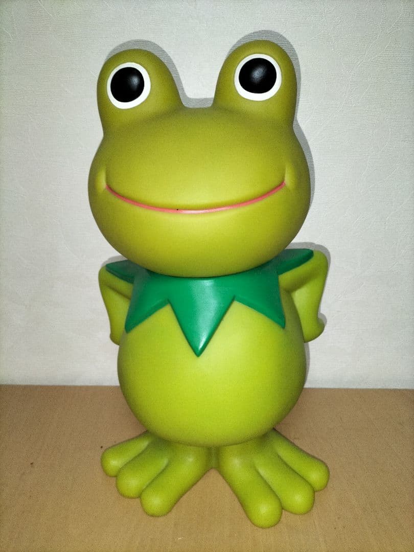 ガーコ ケロタン 巨大貯金箱 - メルカリ