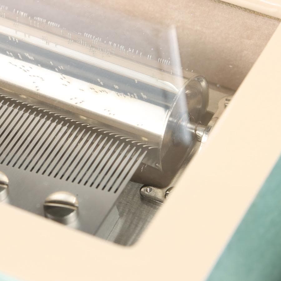 Y2712 希少 日本限定100台 リュージュ ブルーボックス【オパリーン