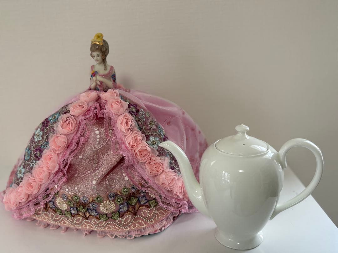 マリーさま　ティーコゼ