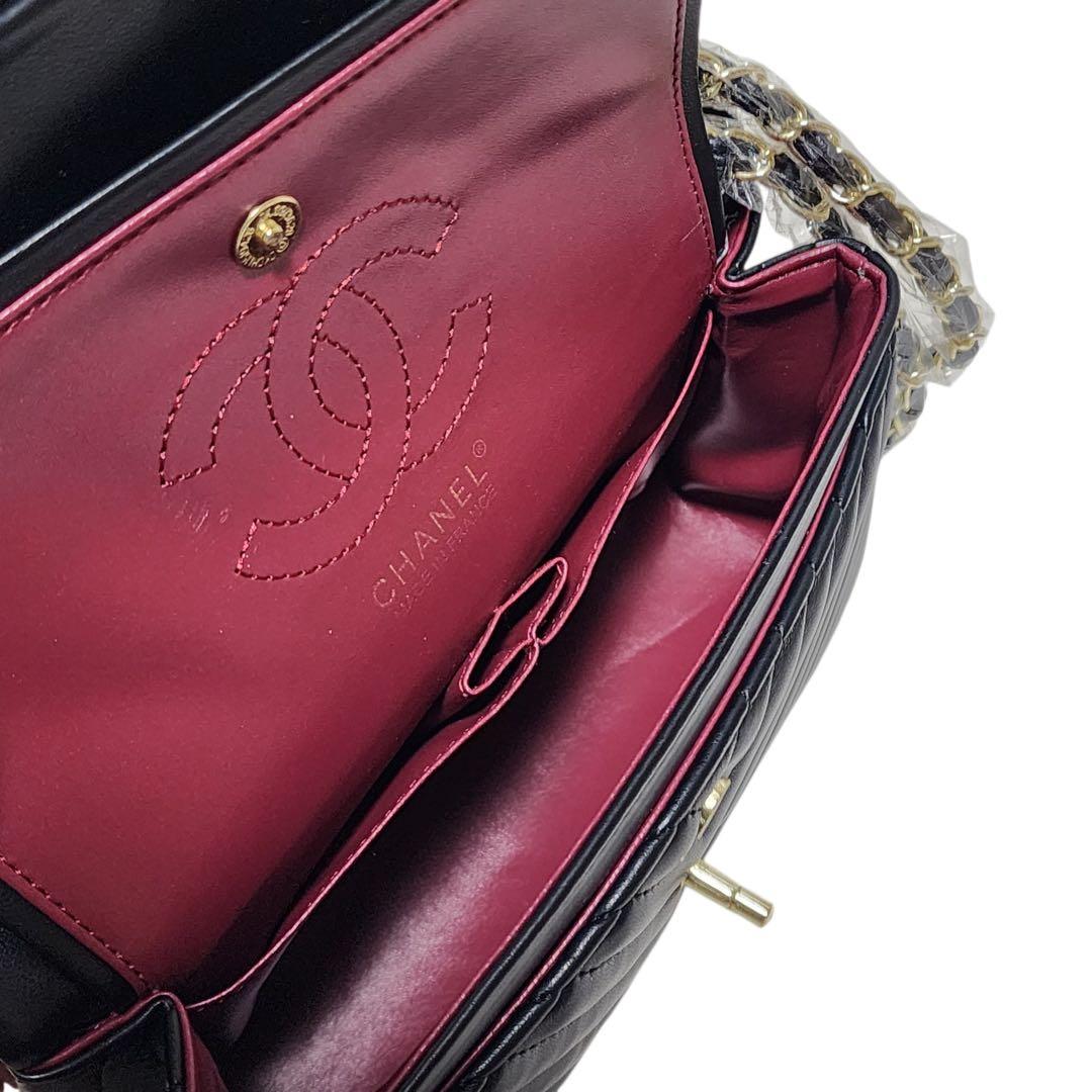 み*ま様 CHANEL ショルダーバッグ Vステッチ ノベルティ - メルカリ