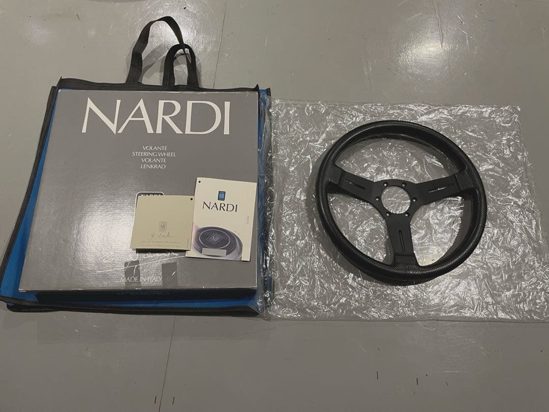 NARDI ナルディ COMPETITION N081 33パイ ステアリング - メルカリ