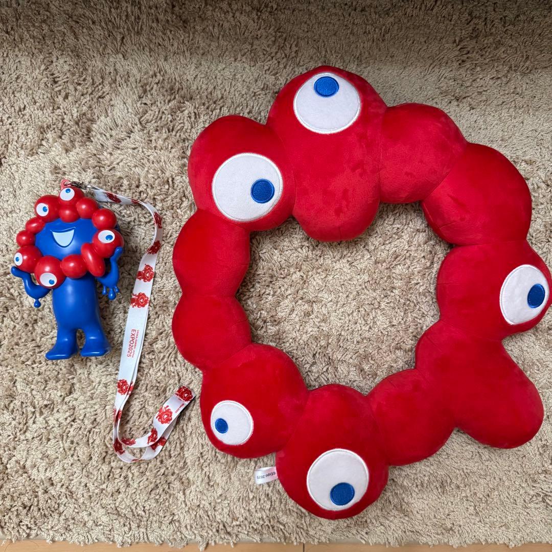 ミャクミャク 顔ハメ ぬいぐるみ ハンディファン なりきりクッション