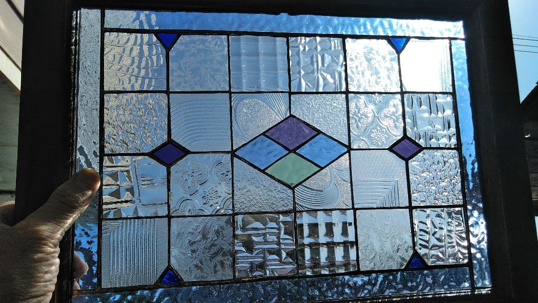 ステンドグラス「菱形ブルー枠」の通販｜thasniri.com
