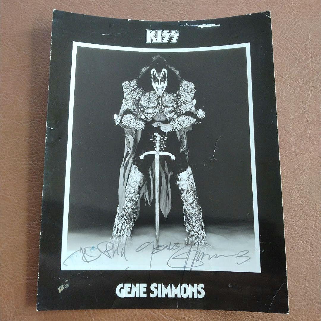 新品未使用美品 KISS Gene Simmons キッス ジーン シモンズ直筆サイン