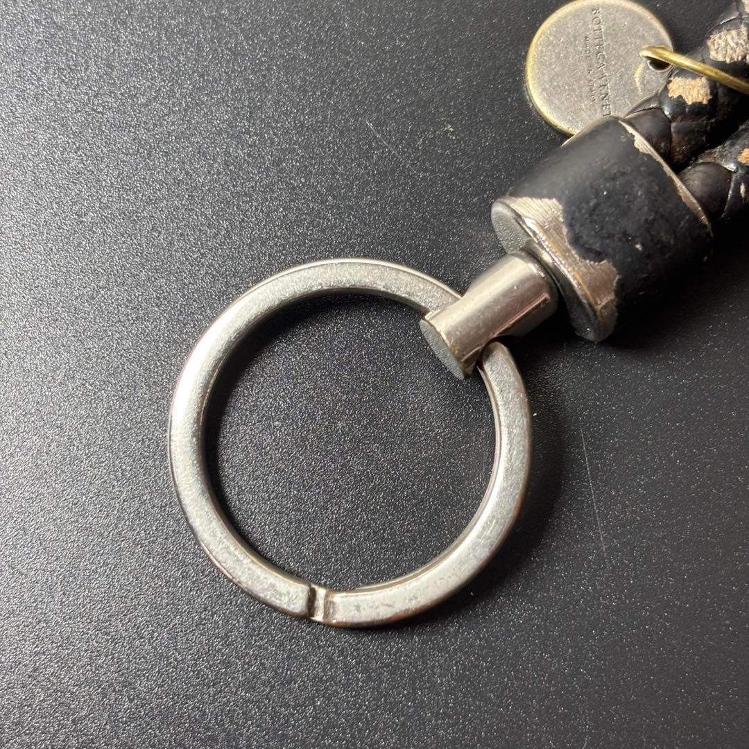 ボッテガヴェネタ イントレチャート チャーム ブラック キーリング