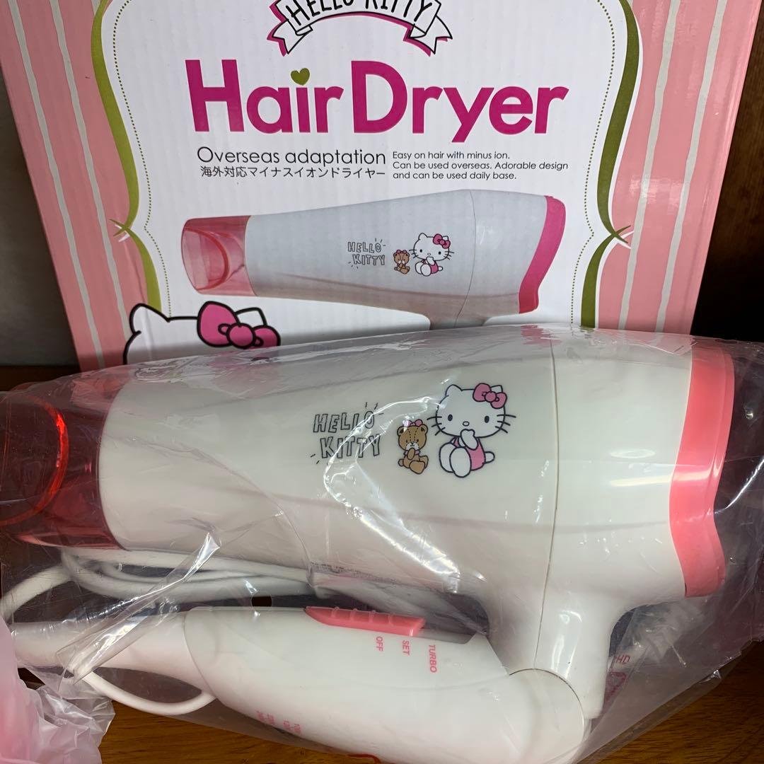 サンリオ ハローキティ 海外対応 マイナスイオンドライヤー 日本限定