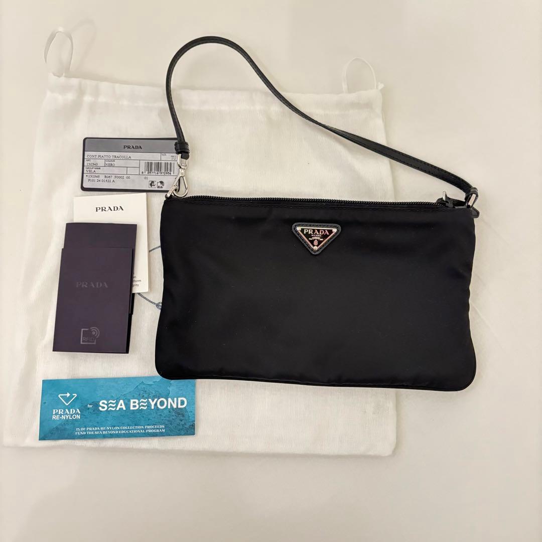 PRADA ナイロン バッグ 梨花 私物同品 美品 - メルカリ