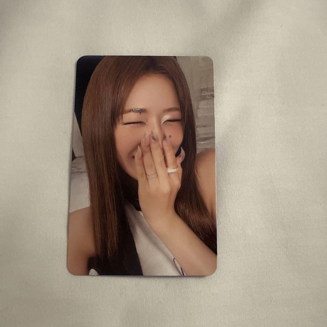 ive secret B&N us exclusive アメリカ ユジン トレカ - メルカリ