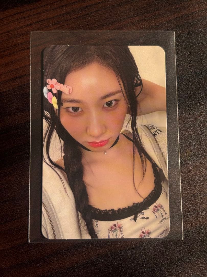 ITZY チェリョン GOLDトレカ - メルカリ