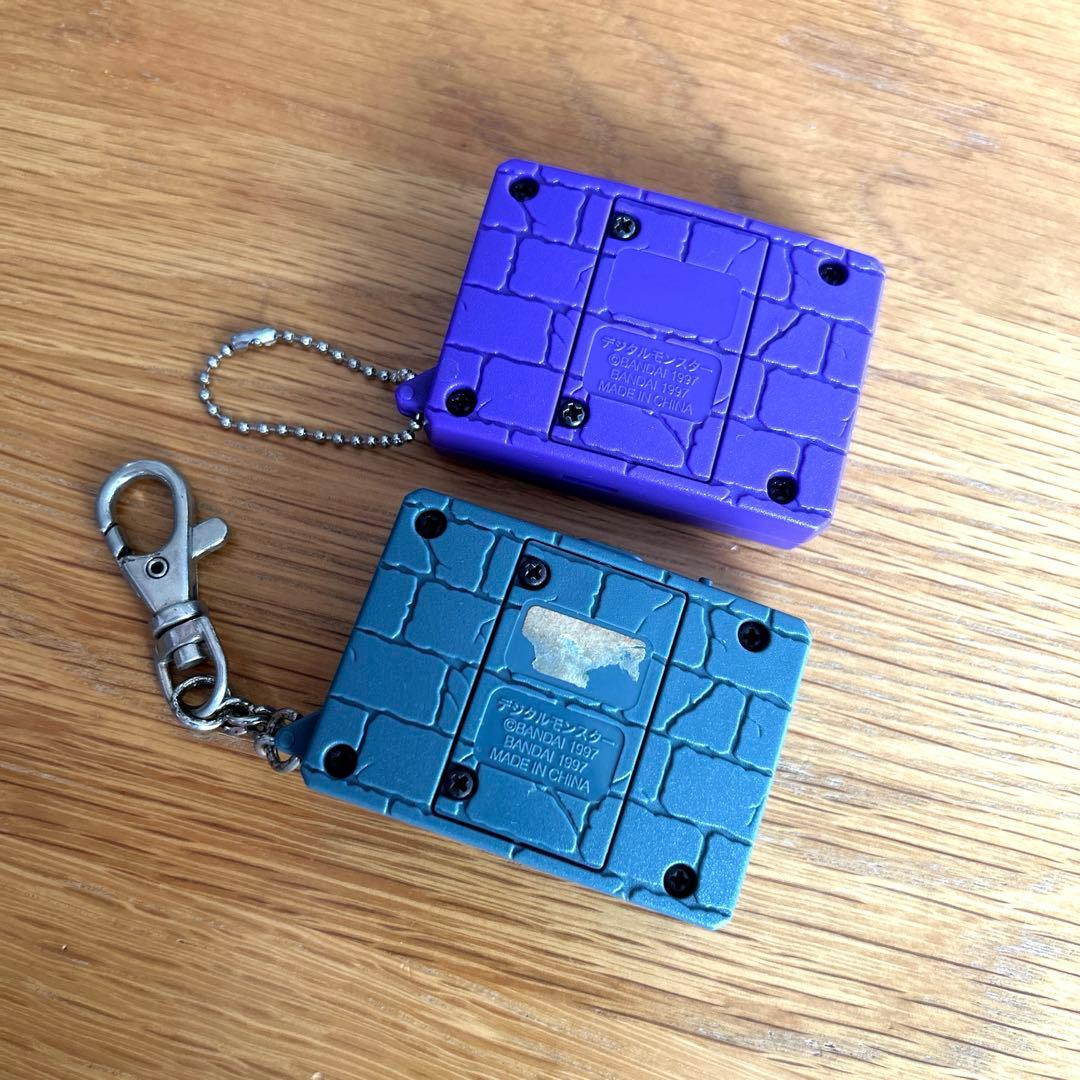 初代デジモンデジタルモンスター本体 Ver.1＋Ver.3 - メルカリ