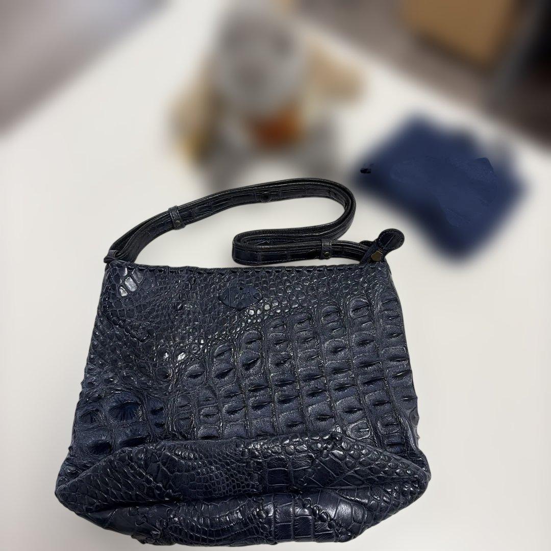 まさちゃん専用〜！IBIZA　濃紺　ワニ革　ショルダーバッグ　美品！ ワニ革 ショルダーバッグ – イビサ オンラインショップ