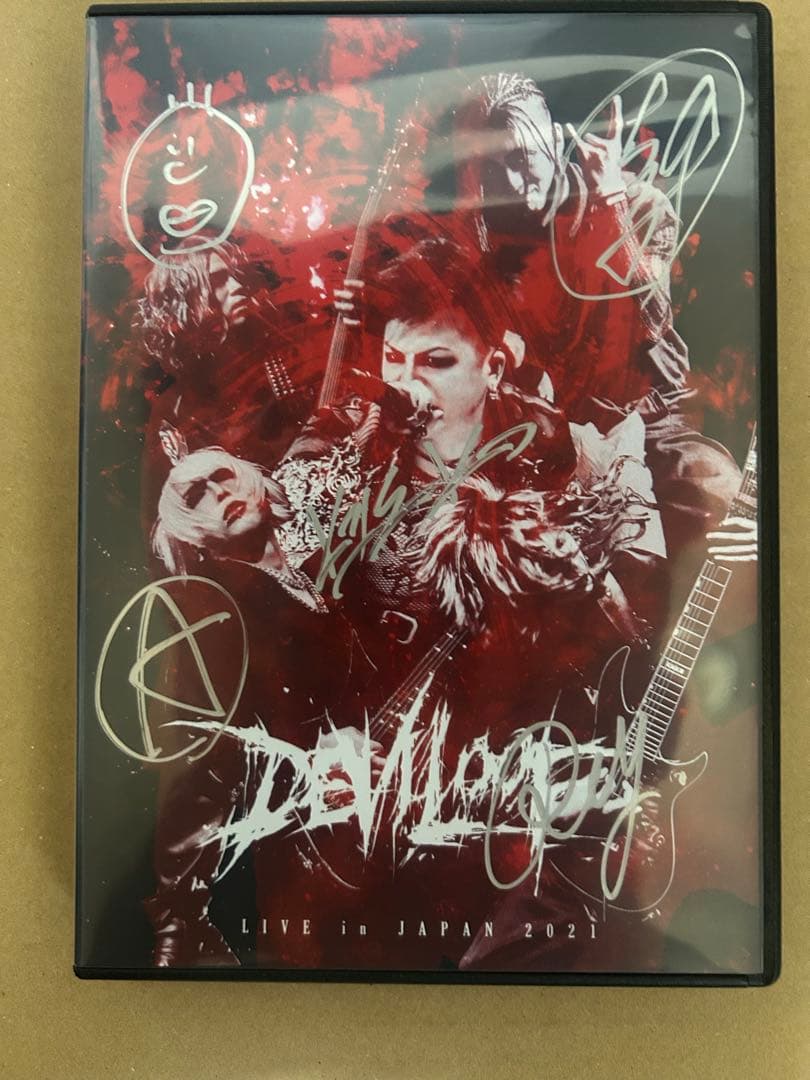 激レア】サイン入りDEVILOOF「LIVE in JAPAN」 - メルカリ