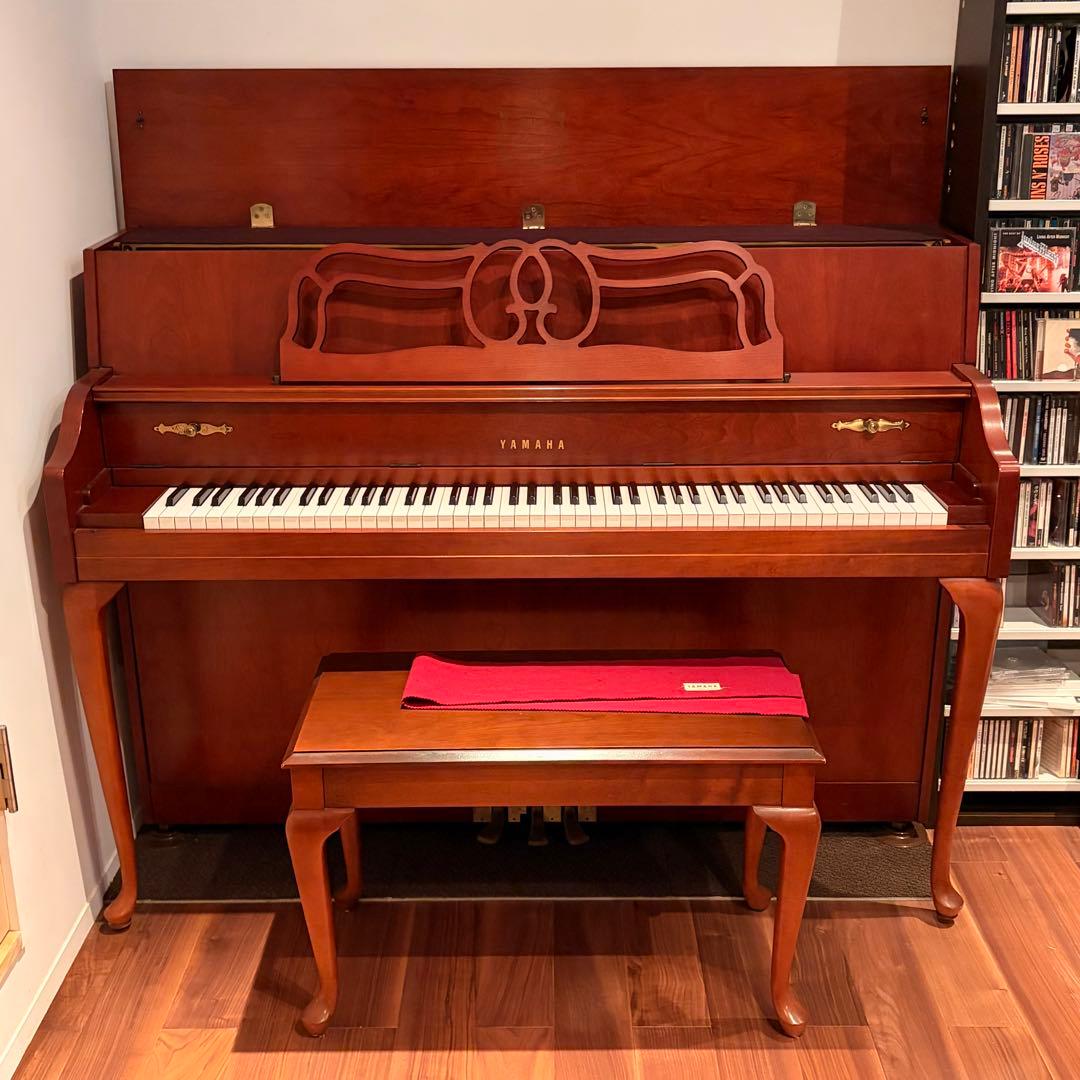 ★美品綺麗★USA YAMAHA ヤマハ アップライトピアノ 猫足★調律回数多数 ☆美品綺麗☆USA YAMAHA ヤマハ アップライトピアノ 猫足☆調律回数