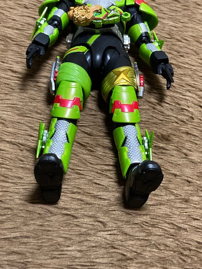 S.H.Figuarts 仮面ライダータイクーン　フィーバーニンジャ