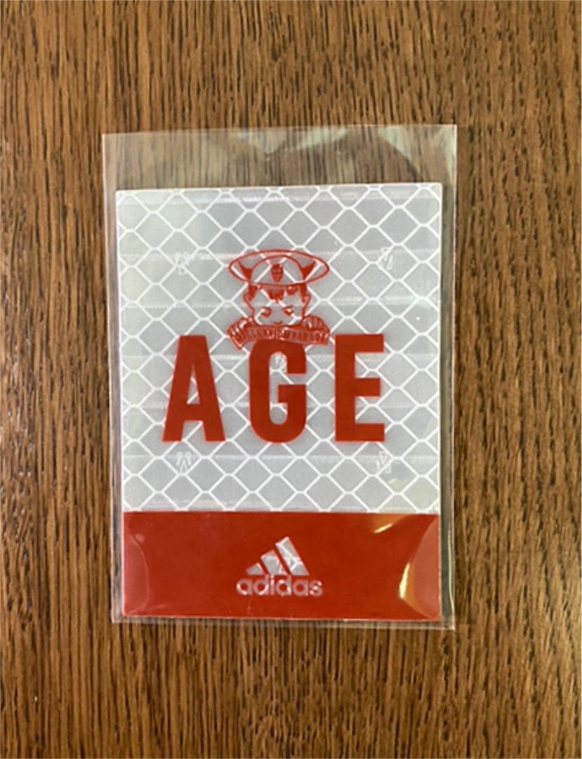 millennium parade King Gnu ステッカー - メルカリ