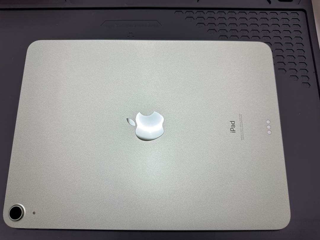 【ジャンク】iPad Air (第4世代)※お値下げなるべく対応します 848 iPad Air 第4世代 64GB A2072 ジャンク 新*！様 iPad Air 公式 第4