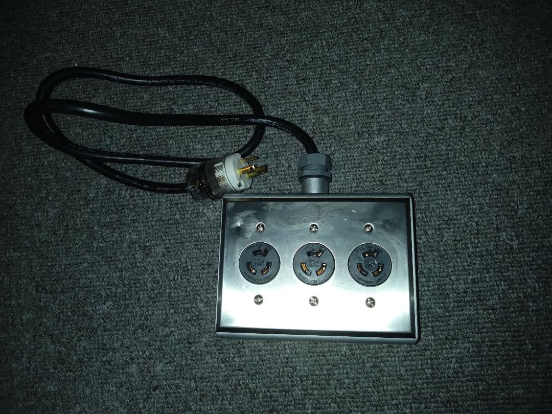 200V用シールド重鉄タップ　wattgate 200V専用、WATTGATE シールド重鉄タップ！