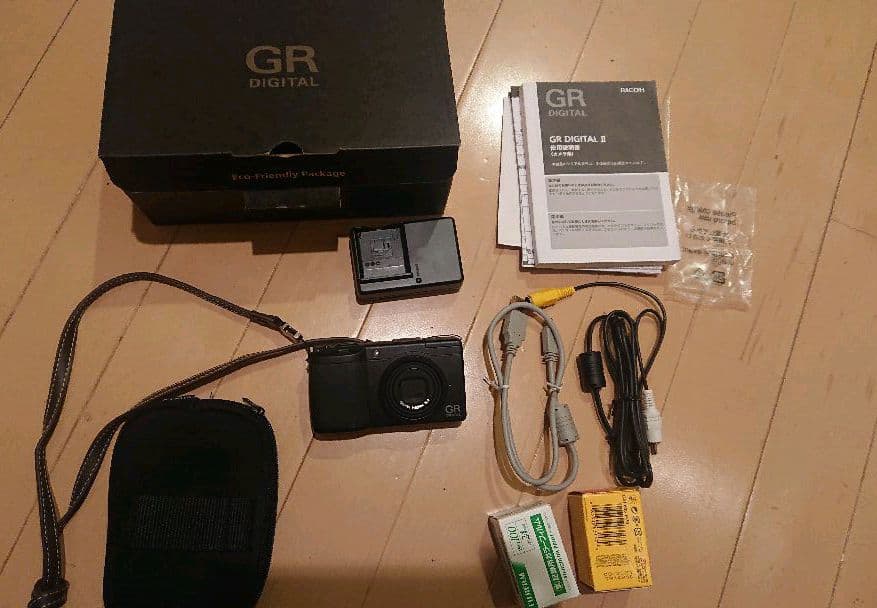 RICOH GR DIGITAL2 付属品セットRICOH GR DIGITAL II 本体+各種付属品