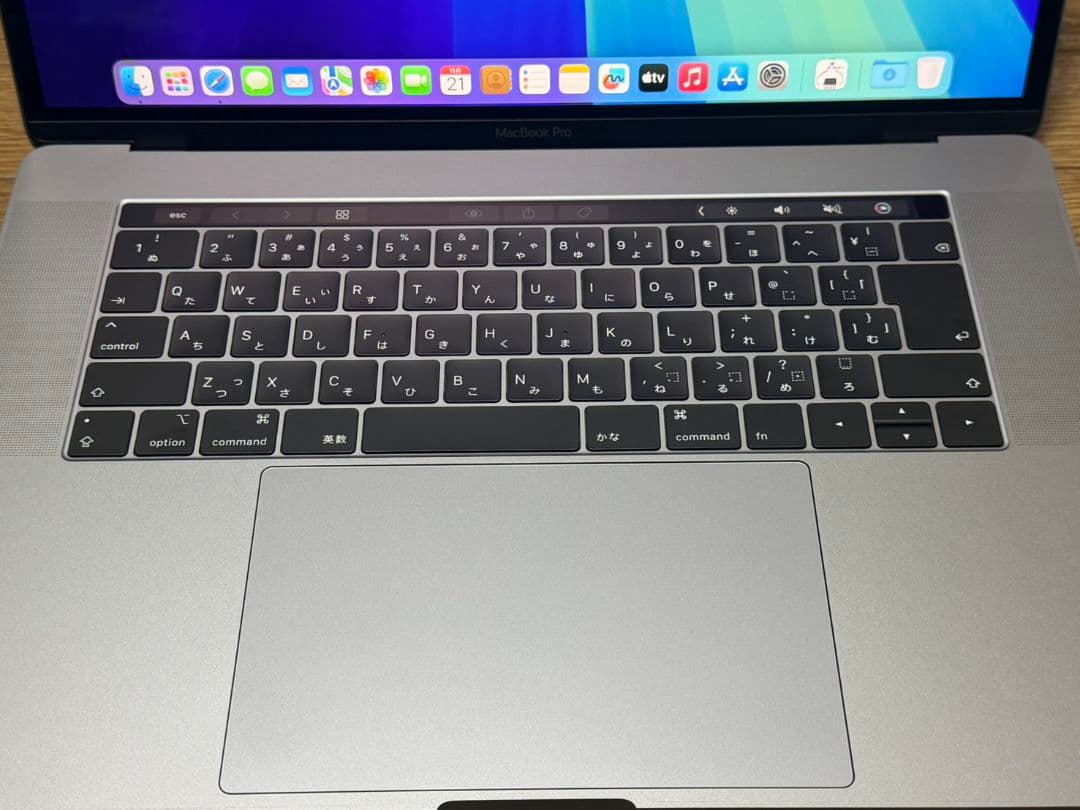 MacBook本体 MacBook Pro 2018 15.4inch intel Core i7