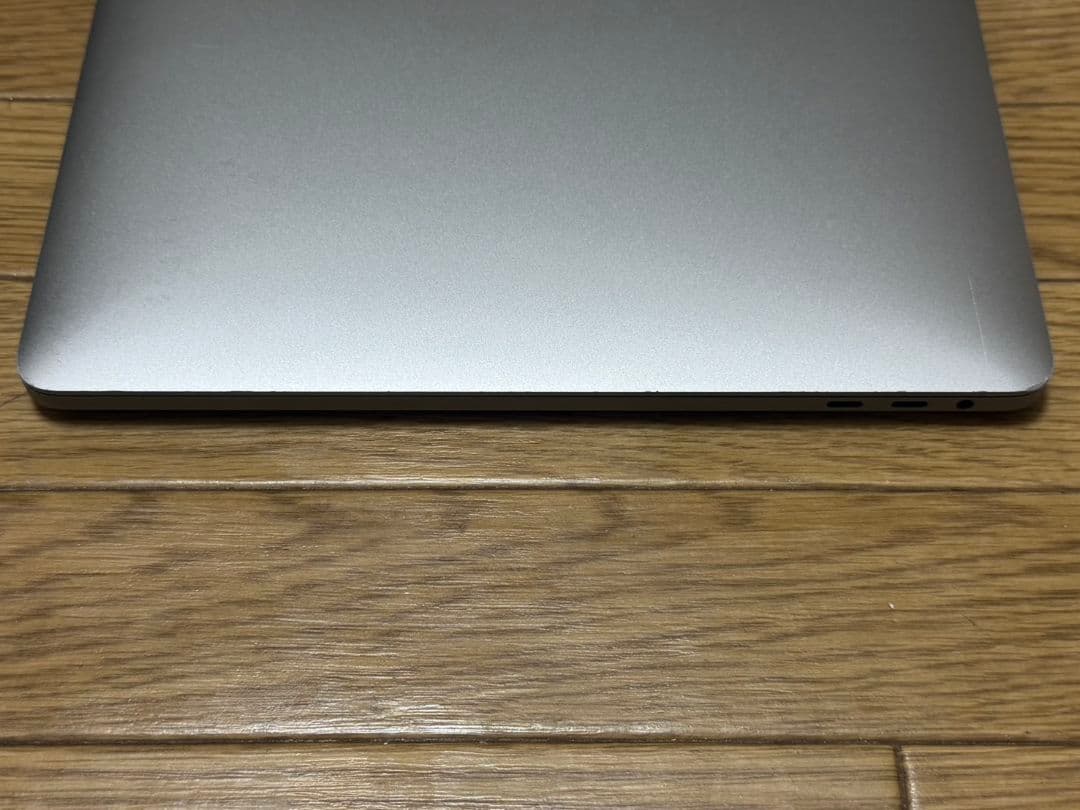 MacBook本体 MacBook Pro 2018 15.4inch intel Core i7