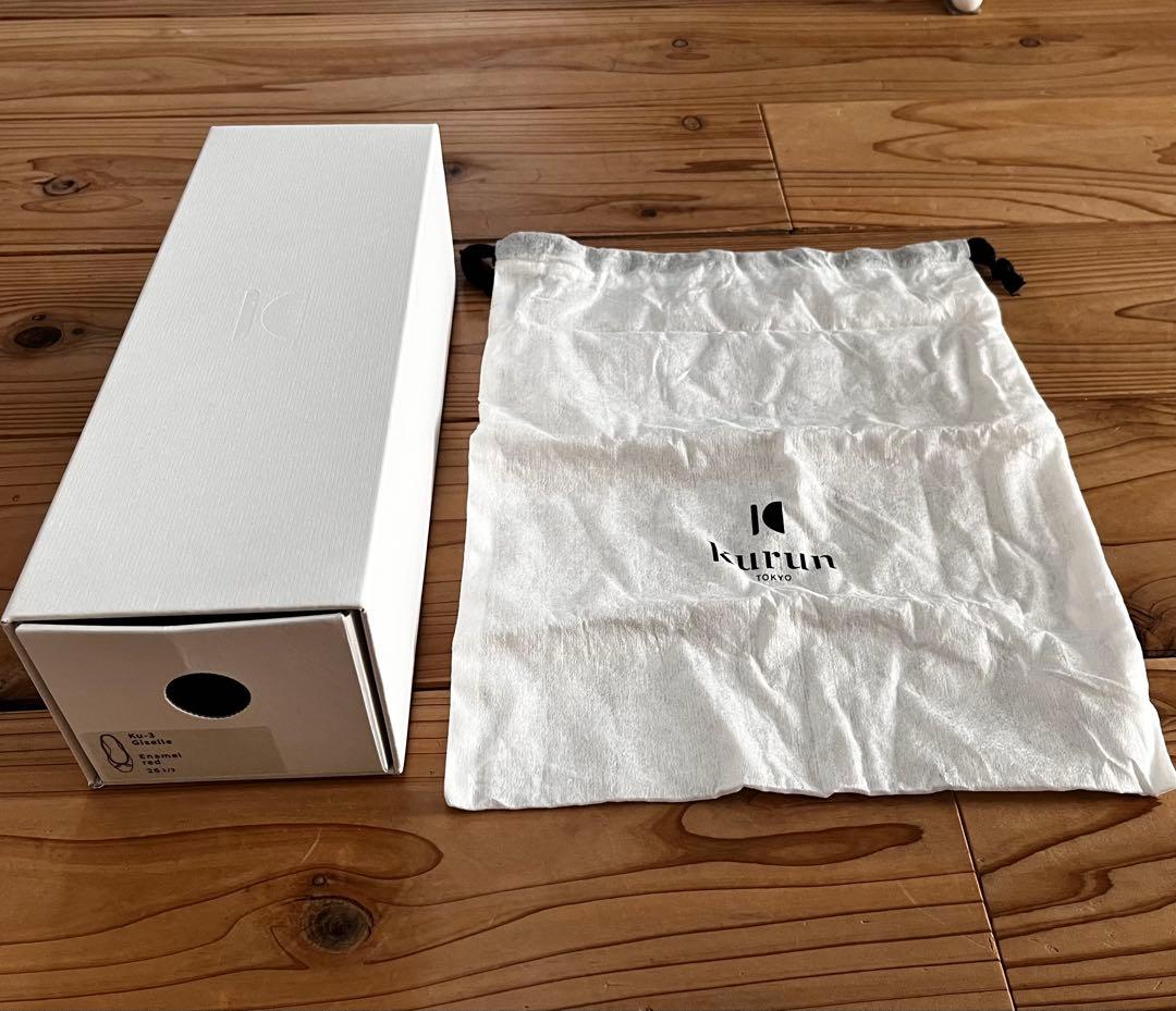 kurunTokyo Giselle エナメル レッド 26.5 美品 - メルカリ