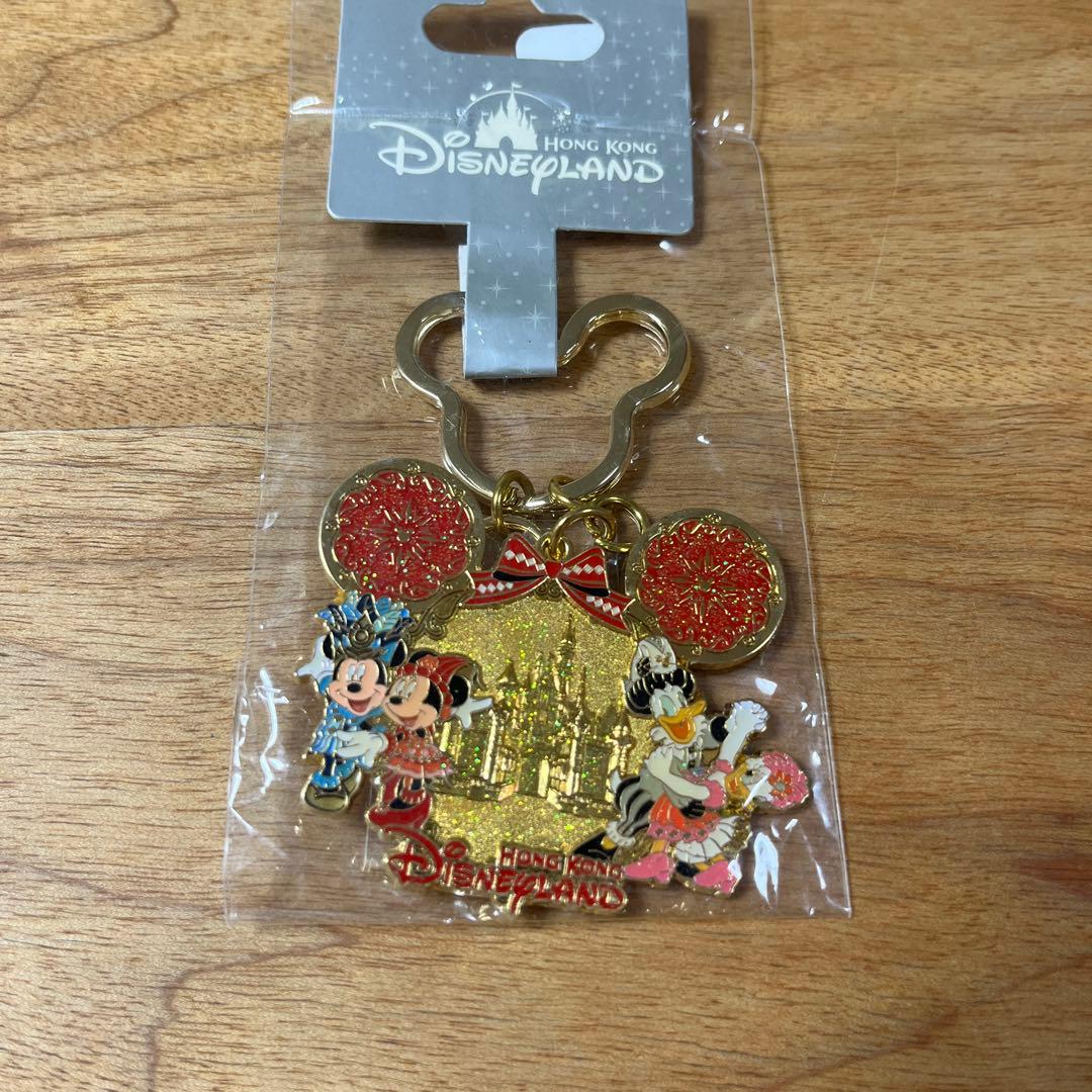 香港ディズニー 限定キーホルダー - メルカリ