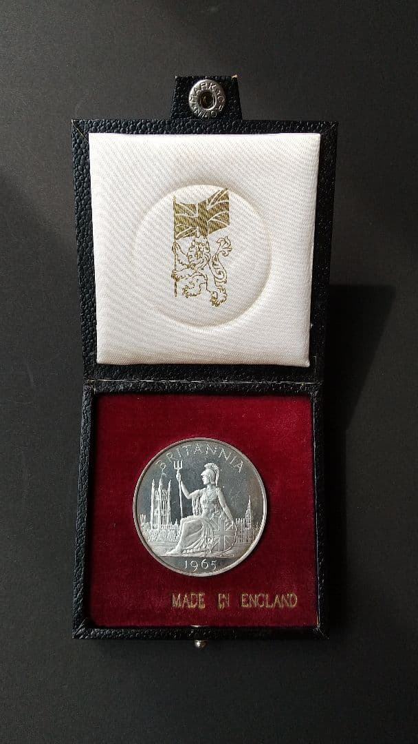 1965年 東京英国博覧会 記念銀製 ブリタニアデザイン ケース付き 1965年 東京英国博覧会 記念銀製コイン ブリタニアデザイン ケース付き